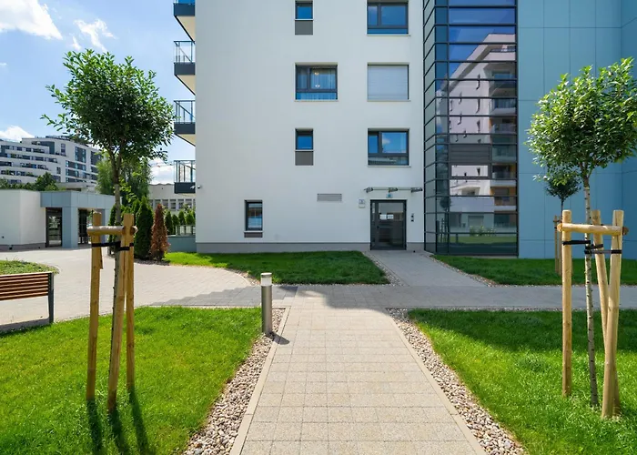 W Zielonej Okolicy Poznania Z Parkingiem By Renters * פוזנן